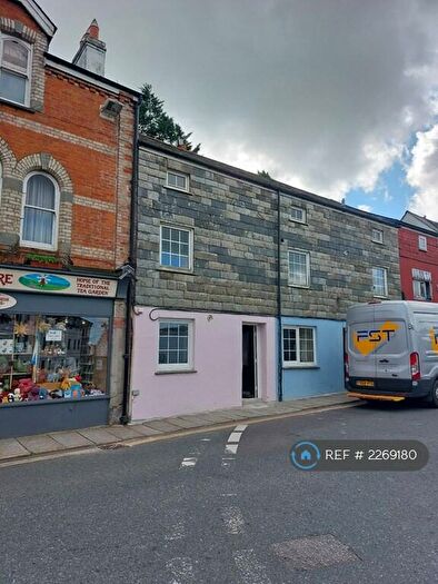 1 Bedroom Terraced House To Rent In Westgate Street, Launceston, PL15