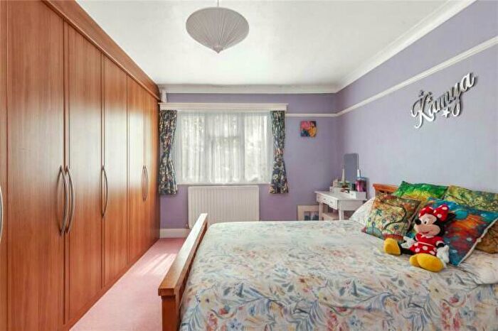 3 Bedroom Terraced House To Rent In Prestwood Avenue, Harrow, HA3