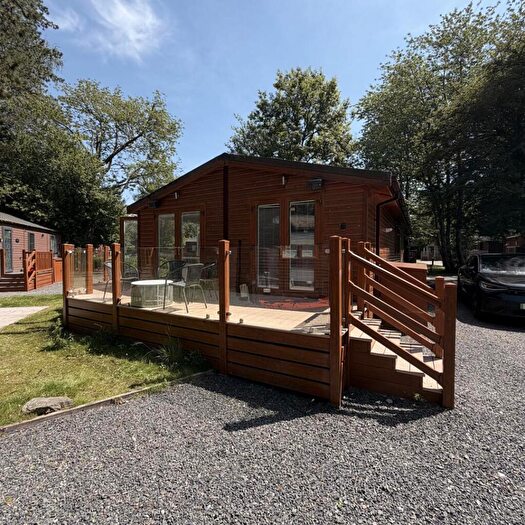 4 Bedroom Mobile Home For Sale In White Cross Bay Holiday Park & Marina, Ambleside Road, Windermere, LA23