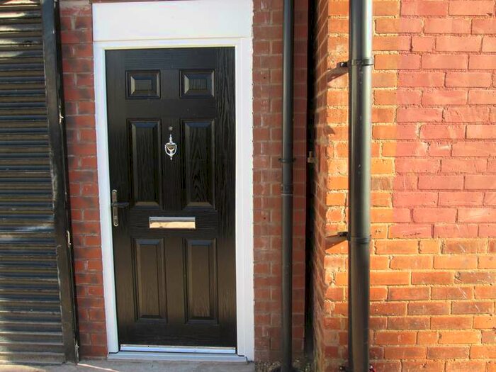 1 Bedroom Flat To Rent In Flat, High Street, Kings Heath, B14