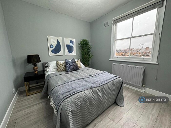 1 Bedroom Flat To Rent In Victoria Road, London, NW6
