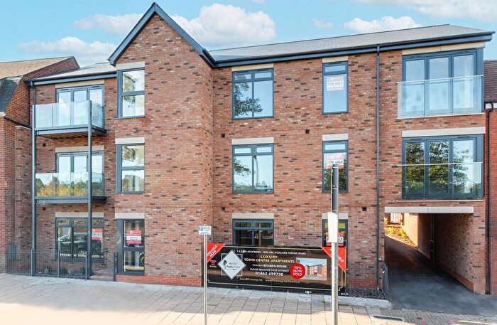 2 Bedroom Apartment To Rent In Park View, Bancroft, Hitchin, Herts, SG5