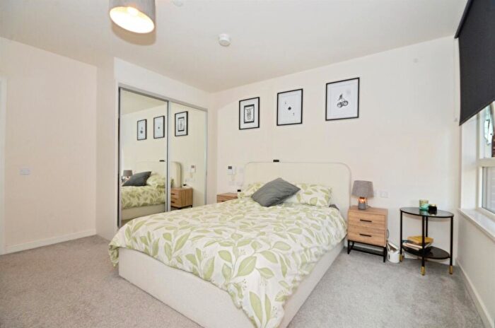 1 Bedroom Flat For Sale In Eastman Road, Harrow, HA1