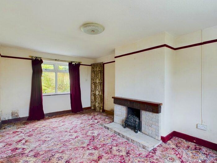 2 Bedroom Semi-Detached House For Sale In Penallt Estate, Llanelly Hill, NP7