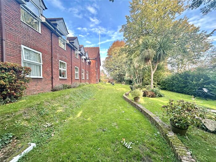 1 Bedroom Apartment For Sale In East Street, Blandford Forum, Dorset, DT11