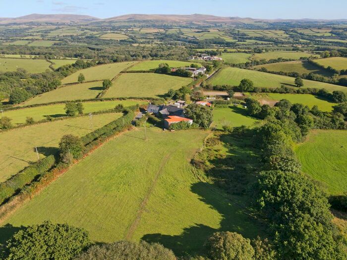 9 Bedroom Farmhouse For Sale In Thorndon Cross, Okehampton, Devon, EX20