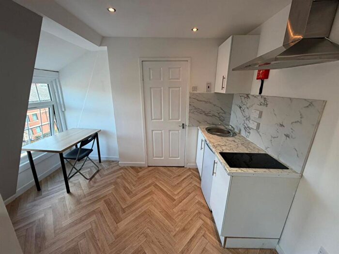 Studio To Rent In Mansfield Road, Nottingham, NG1