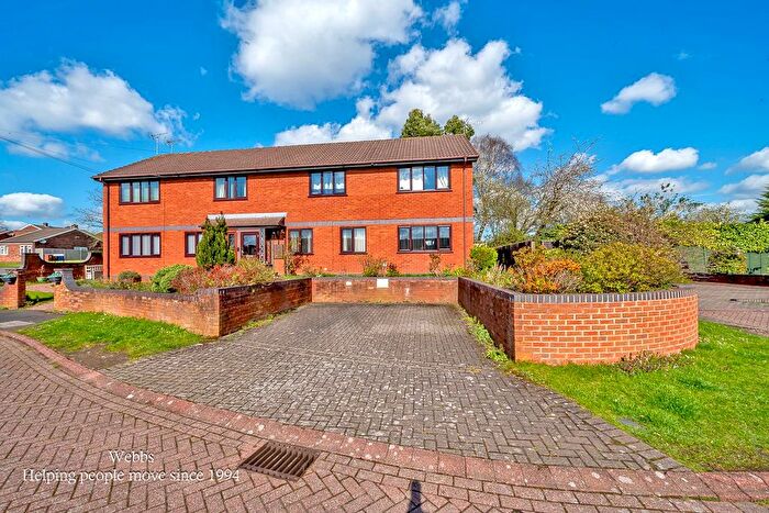 2 Bedroom Maisonette For Sale In Bluebell Close, Hednesford, Cannock, WS12