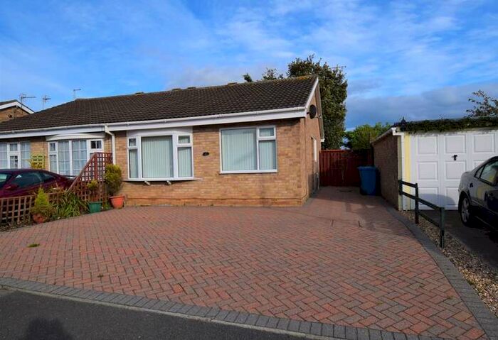 2 Bedroom Bungalow To Rent In Amy Johnson Avenue, Bridlington, YO16