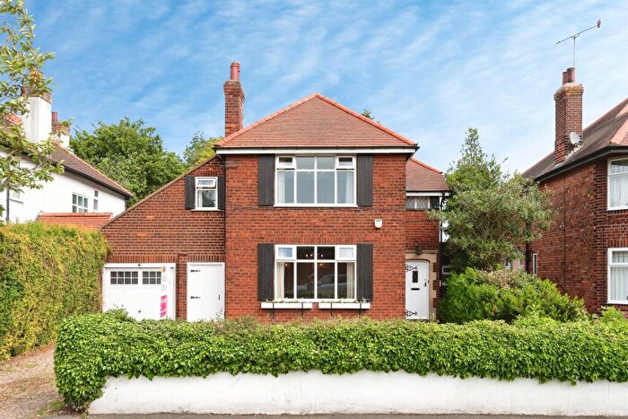 4 Bedroom Detached House For Sale In West End Road, Cottingham, HU16