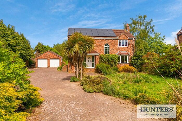 4 Bedroom Detached House For Sale In Ash Lodge, Newland, Selby, YO8