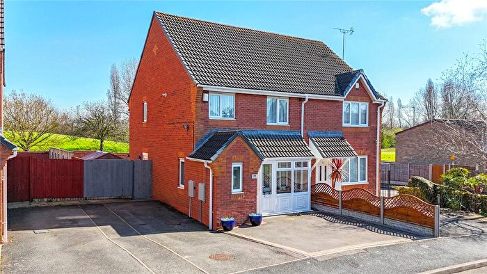 3 Bedroom Semi-Detached House For Sale In Langton Close, Birmingham, West Midlands, B36
