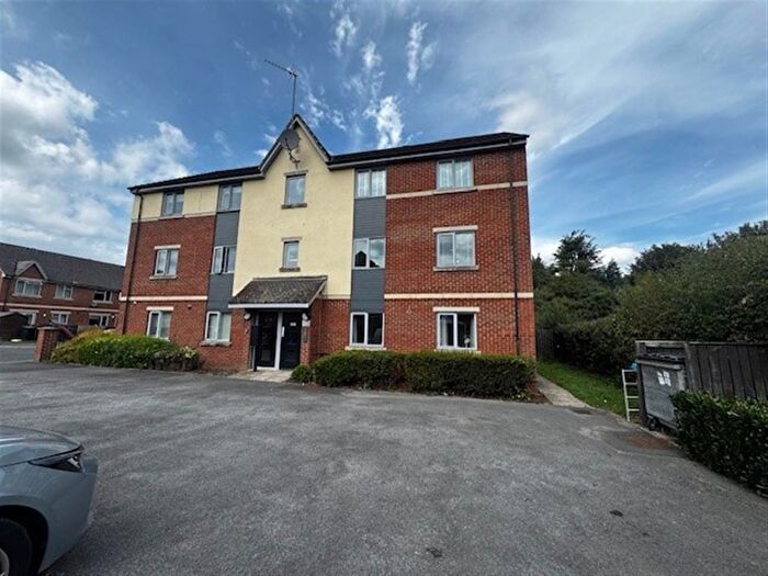 2 Bedroom Flat For Sale In Appleshaw Close, Knaresborough, HG5