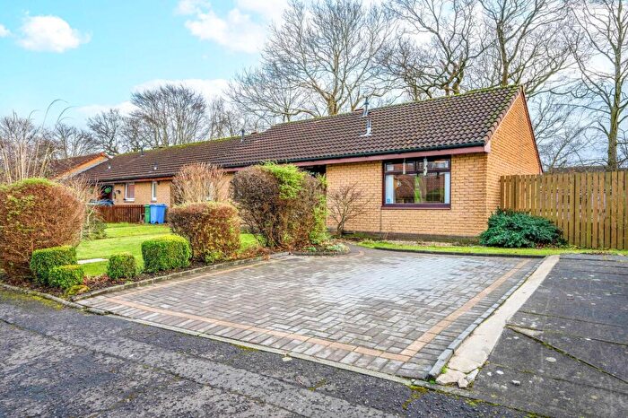 2 Bedroom Terraced Bungalow For Sale In Falcon Brae, Livingston, EH54