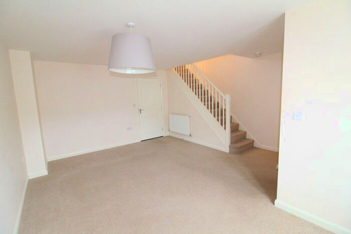 3 Bedroom End Of Terrace House To Rent In Coles Way, Grantham, NG31