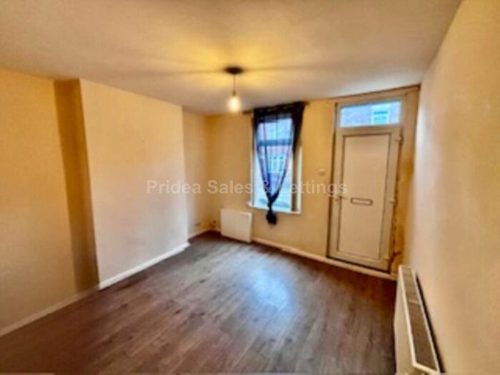 2 Bedroom Terraced House To Rent In Lewis Street, Gainsborough, DN21