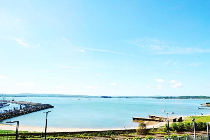 2 Bedroom Flat To Rent In Hamworthy, BH15