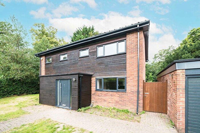 4 Bedroom Property To Rent In Ham Ridings, Richmond, TW10