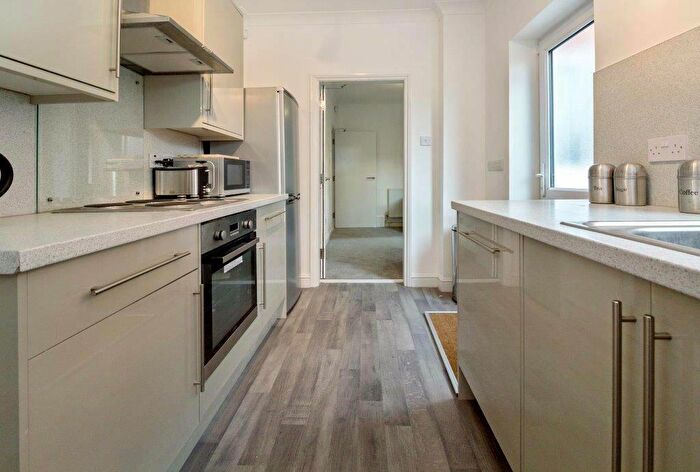 4 Bedroom House To Rent In Mona Street, Beeston, Nottingham, NG9