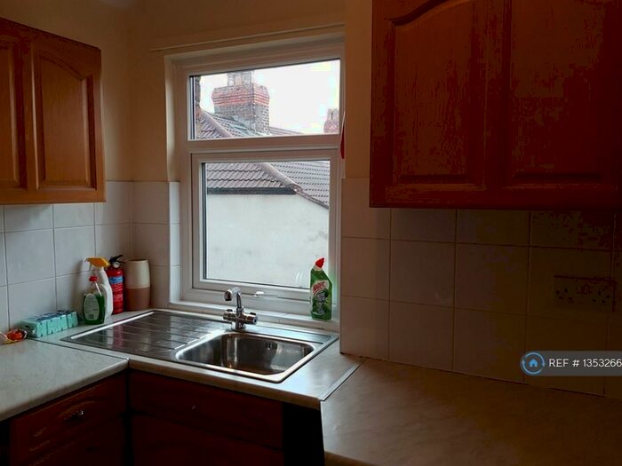 1 Bedroom Flat To Rent In Liverpool, Liverpool, L17