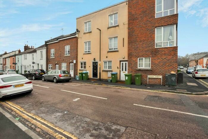 4 Bedroom Town House To Rent In Dover Street, Southampton, SO14
