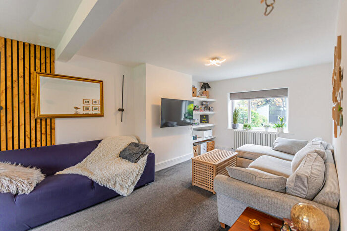 4 Bedroom Semi Detached House For Sale In West Avenue, Rudheath, Northwich, CW9