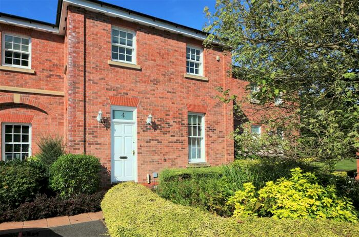 3 Bedroom Mews For Sale In The Stable Yard, Coleorton, LE67