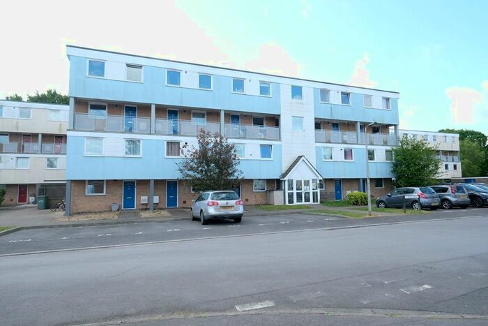 3 Bedroom Maisonette To Rent In Africa Drive, Marchwood, SO40