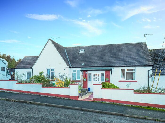 4 Bedroom Semi-Detached Bungalow For Sale In St. Michaels Terrace, Crossmichael, Castle Douglas, DG7