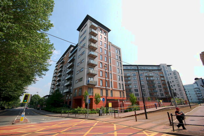 2 Bedroom Apartment To Rent In , Salford, M5