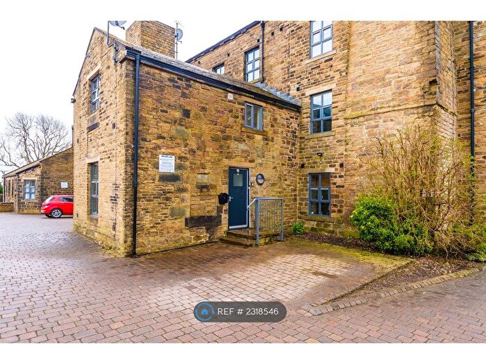 2 Bedroom Flat To Rent In Highgate Mill Fold, Queensbury, Bradford, BD13