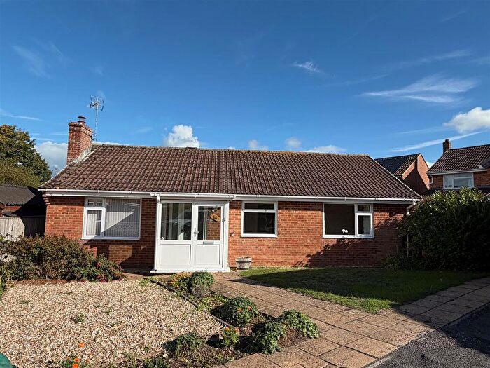 3 Bedroom Detached Bungalow To Rent In Hillymead, Seaton, EX12