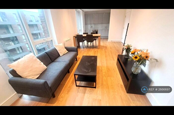 2 Bedroom Flat To Rent In East Timber Yard, Birmingham, B5
