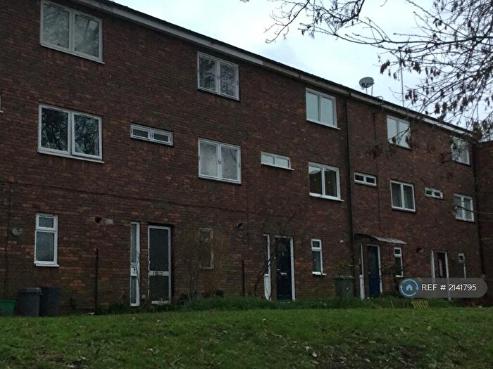 4 Bedroom Terraced House To Rent In Ravensbourne Avenue, Bromley, BR2