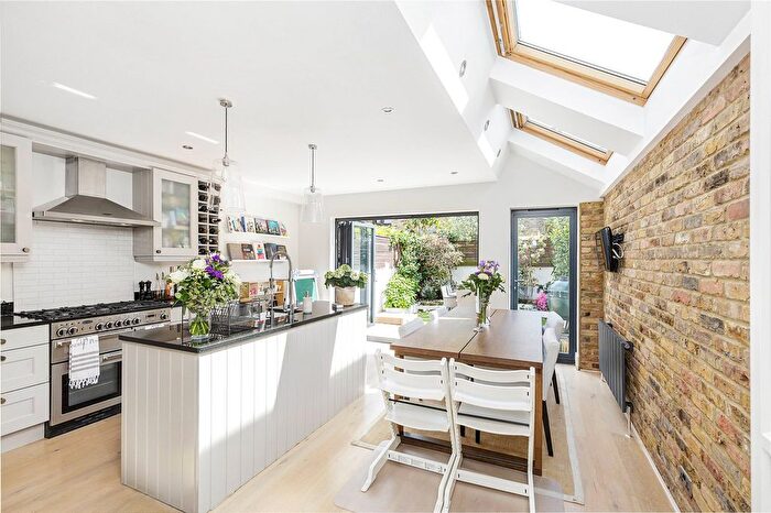 4 Bedroom Terraced House To Rent In Rowallan Road, Munster Village, SW6