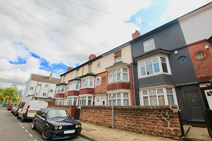 6 Bedroom Terraced House To Rent In Gedling Grove, Arboretum, Nottingham, NG7