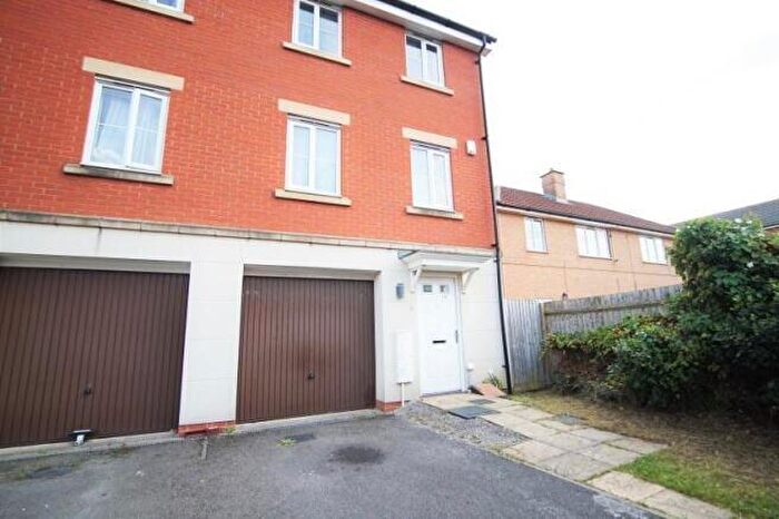 3 Bedroom Town House To Rent In Wordsworth Road, Horfield, Bristol, BS7