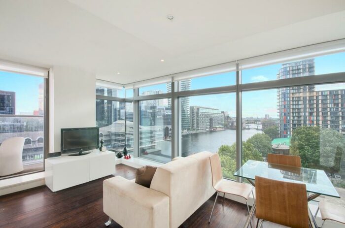 1 Bedroom Flat To Rent In Pan Peninsula, Pan Peninsula Square, Canary Wharf, London, E14