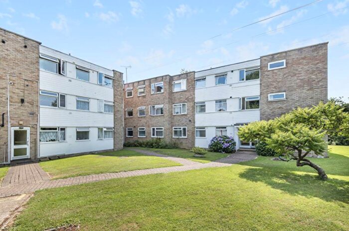 Studio To Rent In Lonsdale Close, Hatch End, HA5