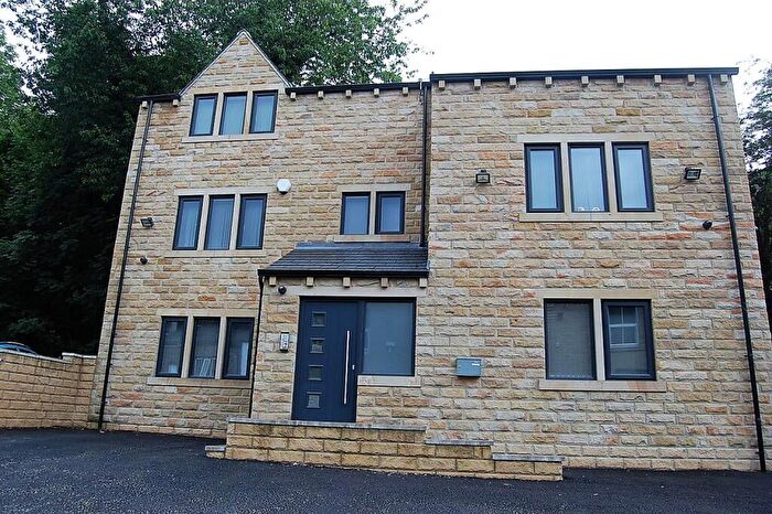 1 Bedroom Apartment To Rent In Manchester Road, Huddersfield, West Yorkshire, HD1