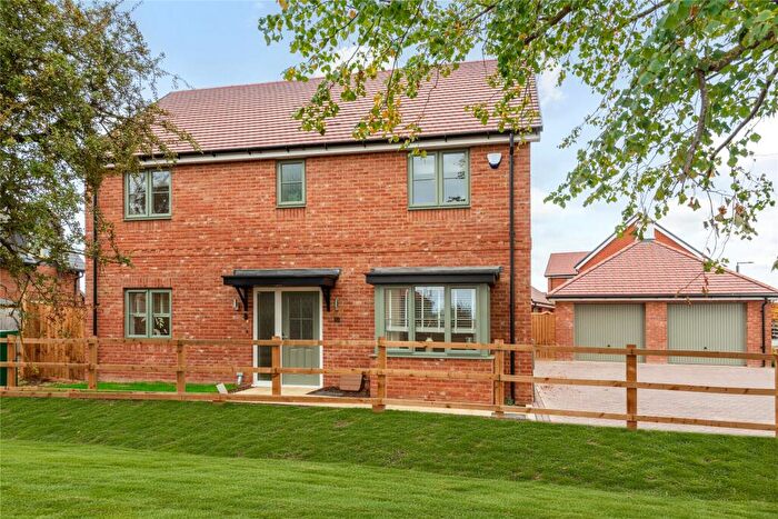 4 Bedroom Detached House For Sale In Ickwell Road, Upper Caldecote, Bedfordshire, SG18