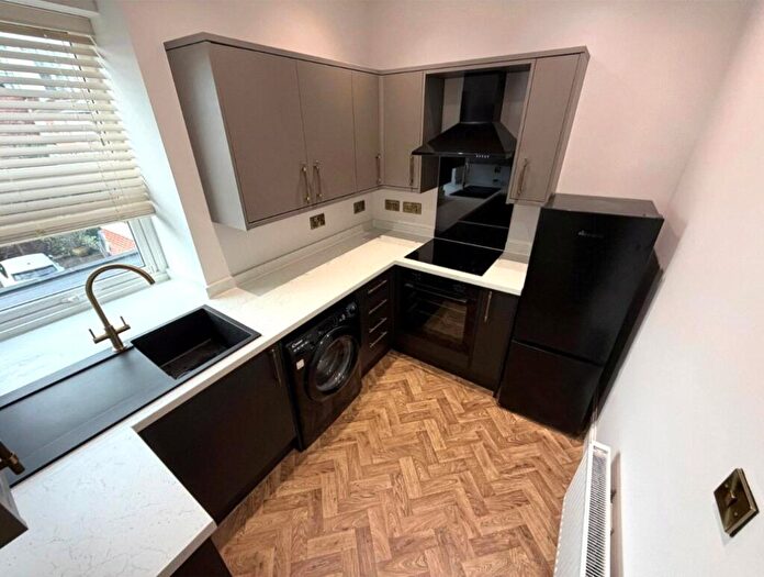 1 Bedroom Apartment To Rent In Apartment Colwick Road, West Bridgford, Nottingham, Nottinghamshire, NG2