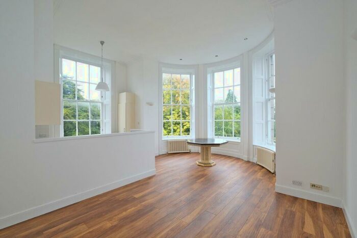 2 Bedroom Flat To Rent In Shaw Crescent, City Centre, Aberdeen, AB25