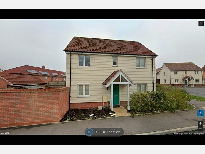 3 Bedroom Detached House To Rent In Arnwil Drive, Romford, RM3