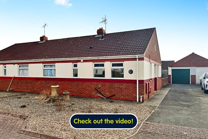 2 Bedroom Bungalow For Sale In Manor Close, Driffield, YO25