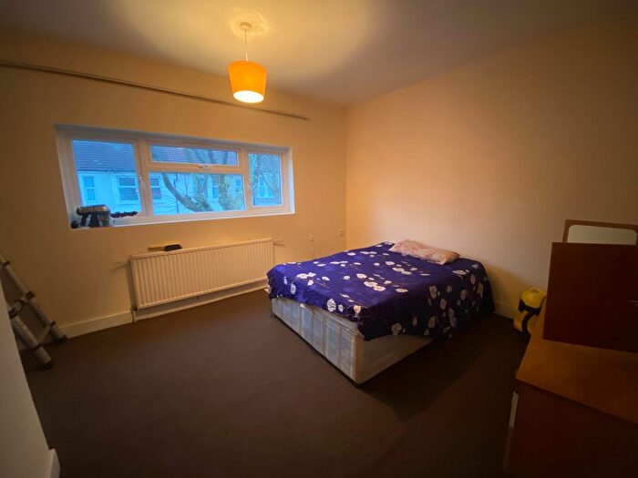 1 Bedroom Terraced House To Rent In Elsenham Road, London, E12