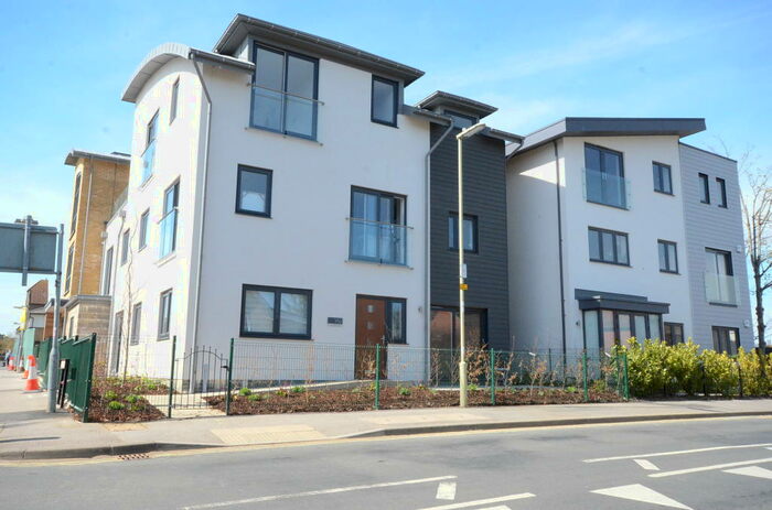 2 Bedroom Apartment To Rent In Upper Street, Fleet, GU51