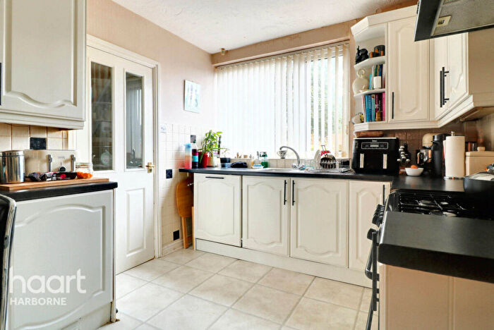 4 Bedroom Semi Detached House To Rent In Green Meadow Road, Selly Oak, B29