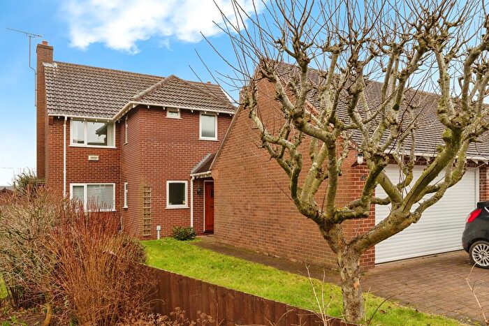 4 Bedroom Detached House For Sale In Village Road, Great Barrow, Chester, CH3