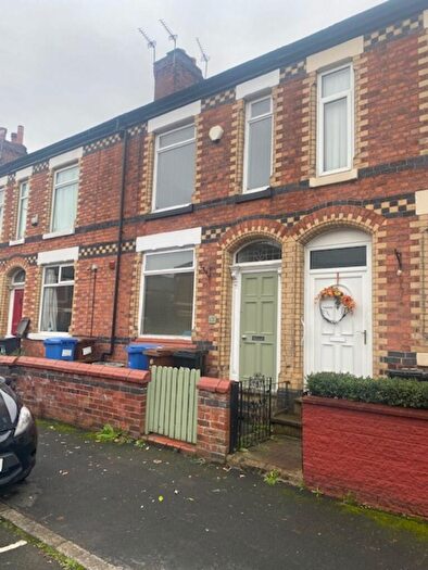 3 Bedroom Terraced House To Rent In Fox Street, SK3